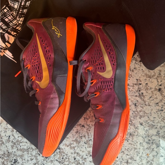 KOBE 9 DEEP GARNET - Picture 4 of 10